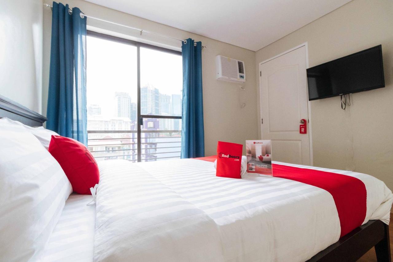 RedDoorz Plus near Capitol Commons Pasig City Zewnętrze zdjęcie