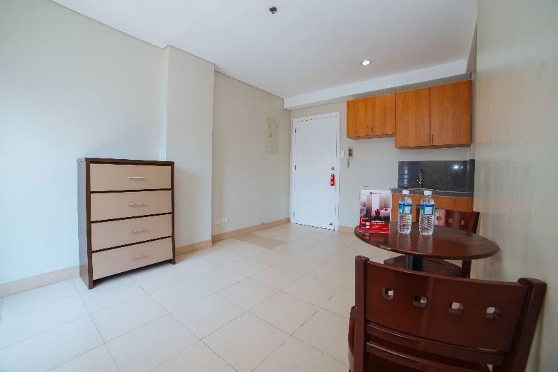 RedDoorz Plus near Capitol Commons Pasig City Zewnętrze zdjęcie