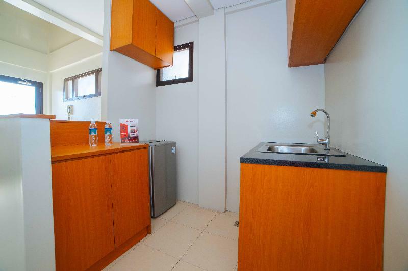 RedDoorz Plus near Capitol Commons Pasig City Zewnętrze zdjęcie