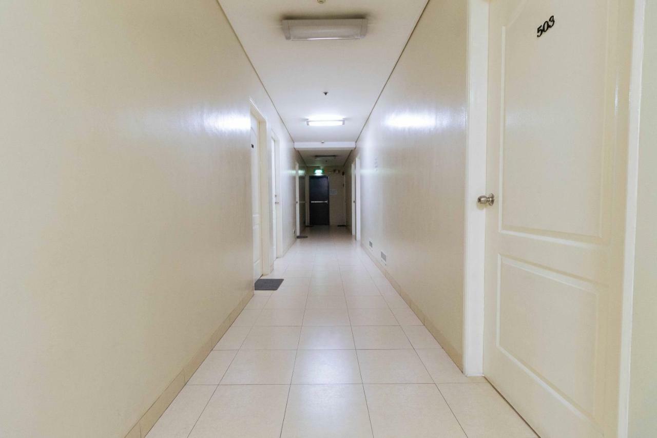 RedDoorz Plus near Capitol Commons Pasig City Zewnętrze zdjęcie