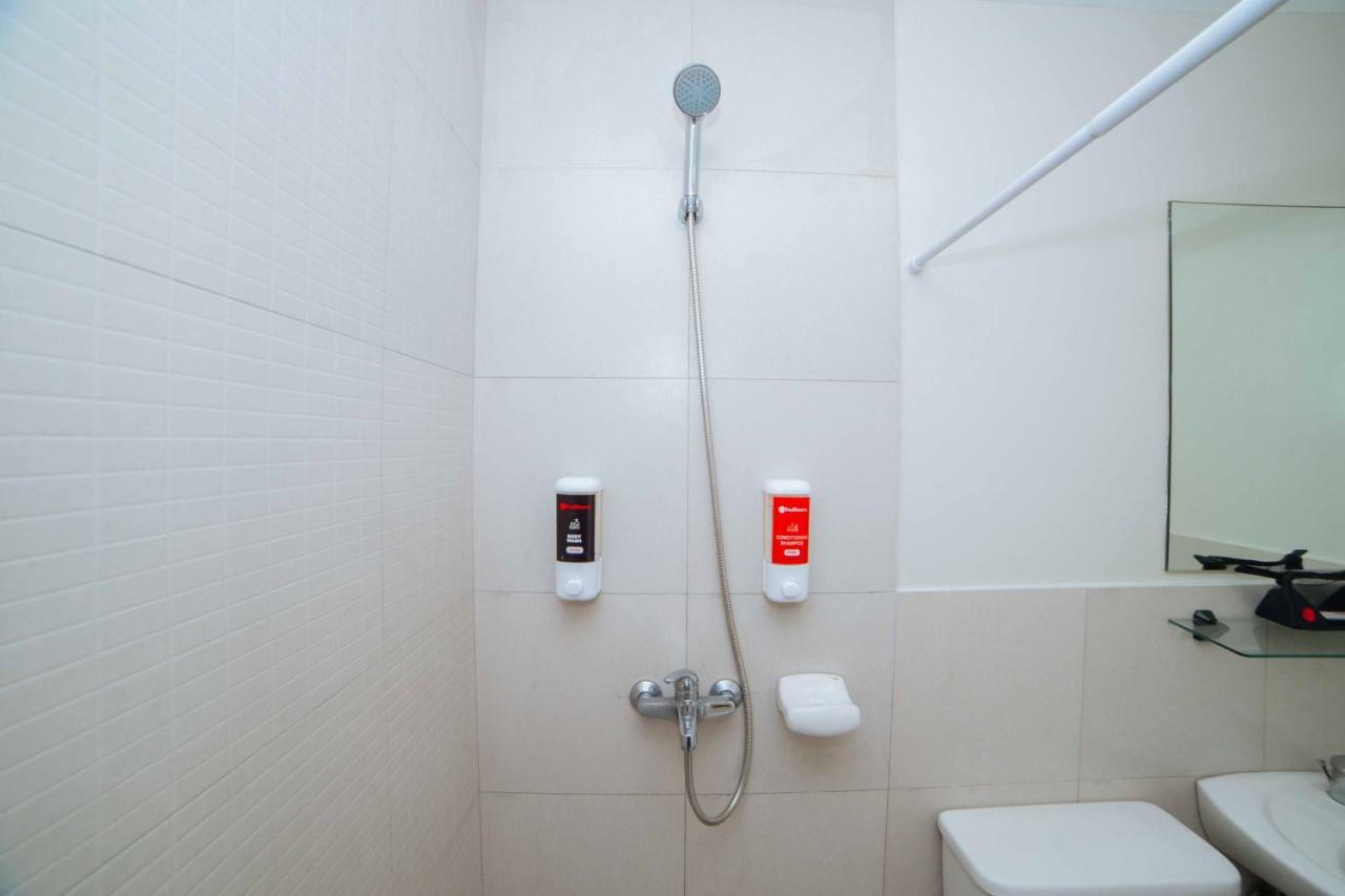 RedDoorz Plus near Capitol Commons Pasig City Zewnętrze zdjęcie